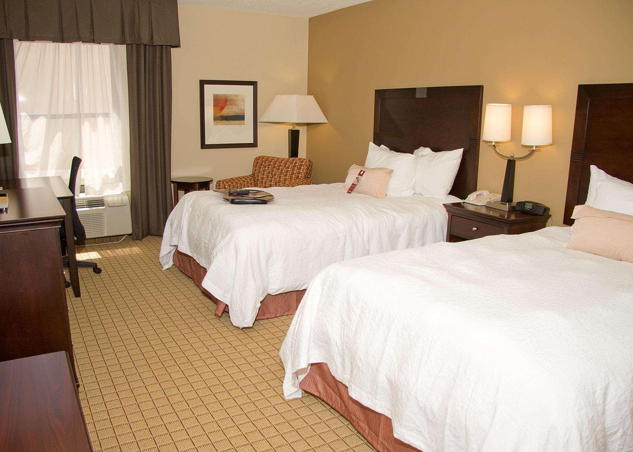 Hampton Inn Corydon Экстерьер фото